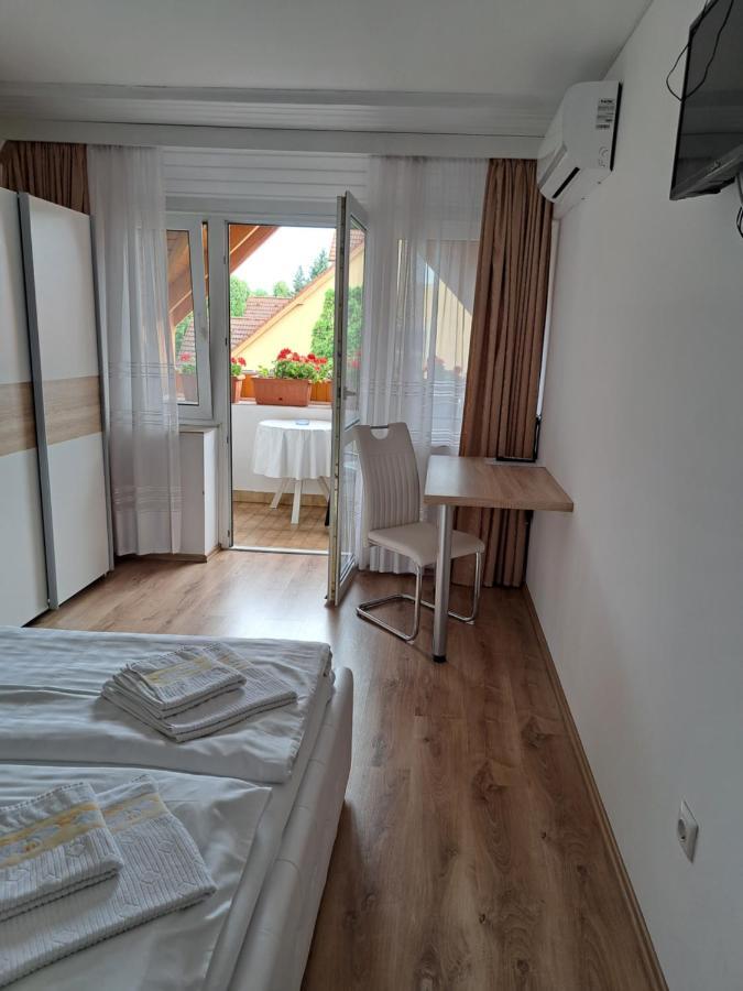 EMMA -Harkány Apartman Kültér fotó